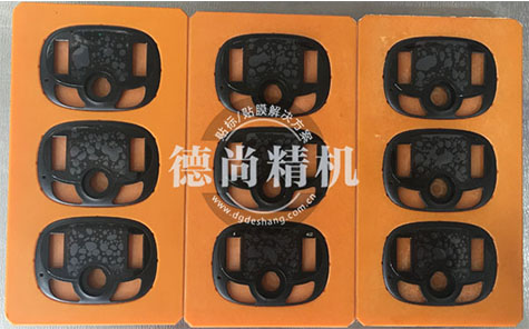 亮面塑膠件貼保護(hù)膜機(jī)，看德尚廠家如何介紹！